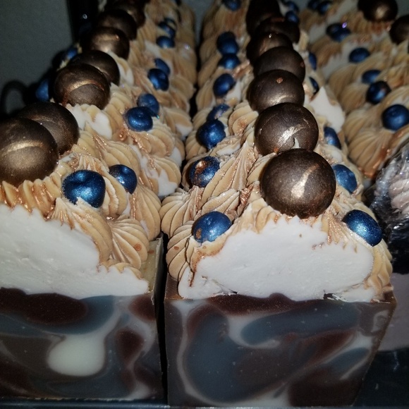 Artisan soaps - Picture 4 of 4